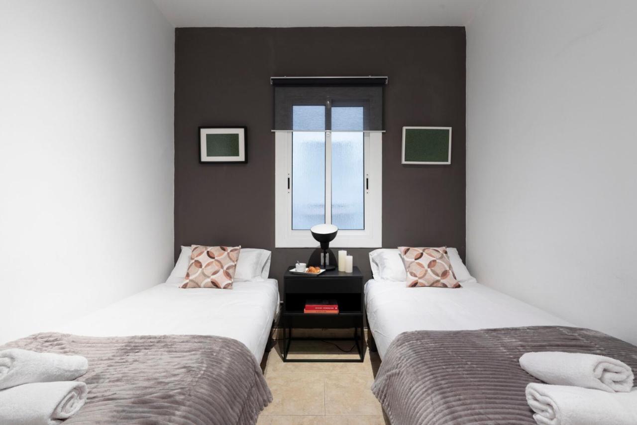 The Camp Nou Fcb Apartment Barcelona Eksteriør billede