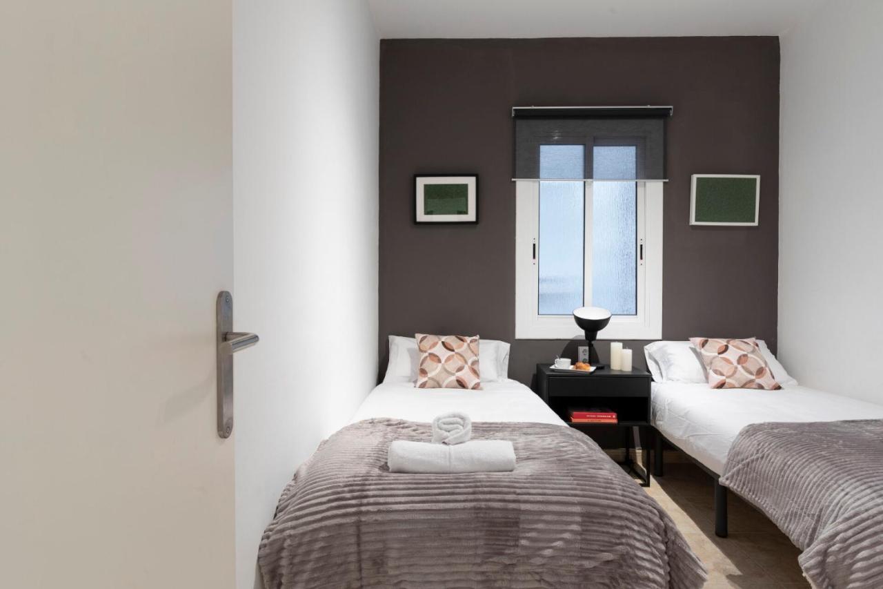 The Camp Nou Fcb Apartment Barcelona Eksteriør billede